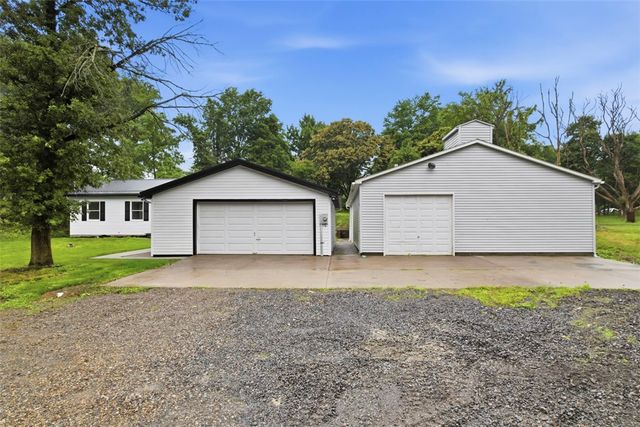 121 Kyle Rd, Middlesex Twp, PA 16059