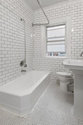 1068 Walton Avenue, Bronx, NY 10452
