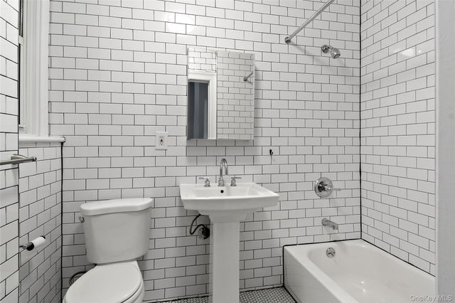 1068 Walton Avenue, Bronx, NY 10452