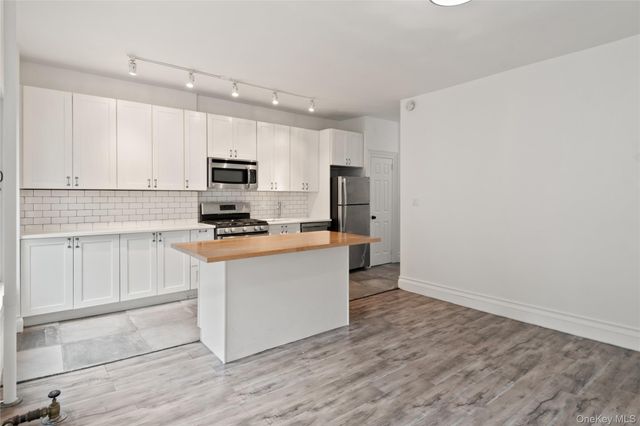 1068 Walton Avenue, Bronx, NY 10452