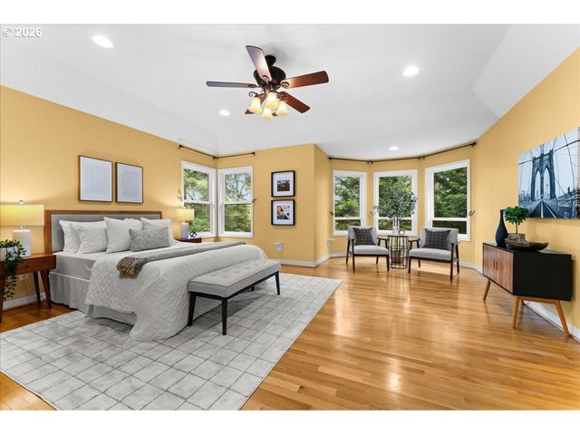 5008 HARTFORD Pl, Lake Oswego, OR 97035