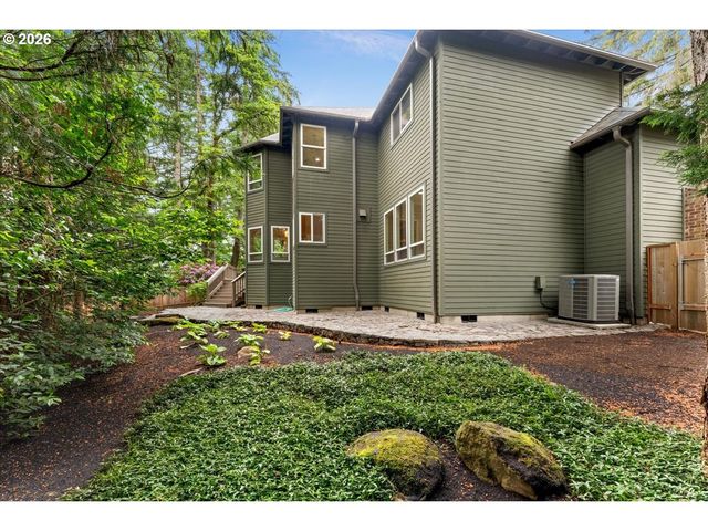 5008 HARTFORD Pl, Lake Oswego, OR 97035