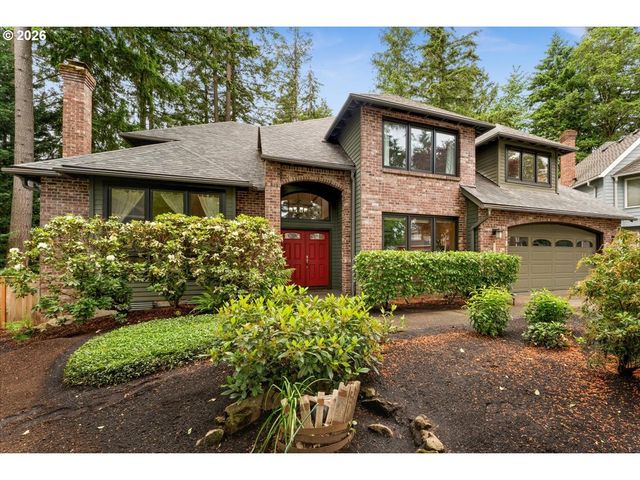 5008 HARTFORD Pl, Lake Oswego, OR 97035