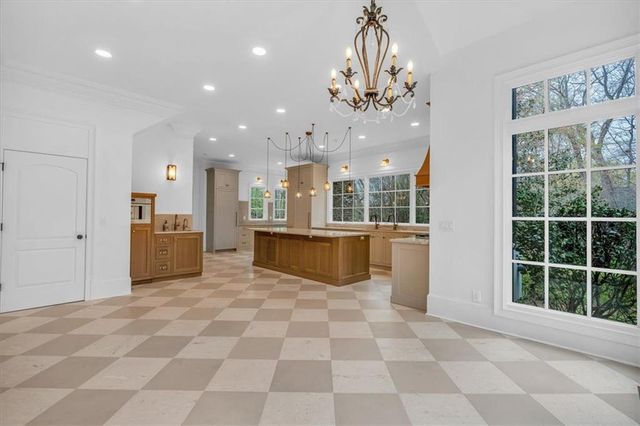 115 MOUNT PARAN Ridge, Atlanta, GA 30327