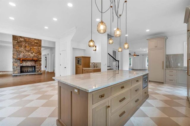 115 MOUNT PARAN Ridge, Atlanta, GA 30327