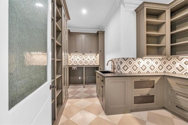 115 MOUNT PARAN Ridge, Atlanta, GA 30327