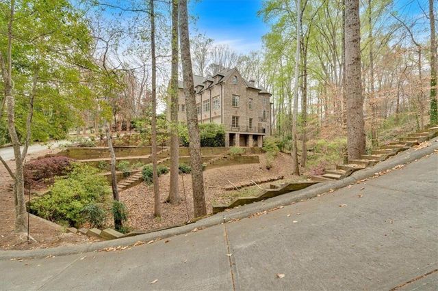 115 MOUNT PARAN Ridge, Atlanta, GA 30327