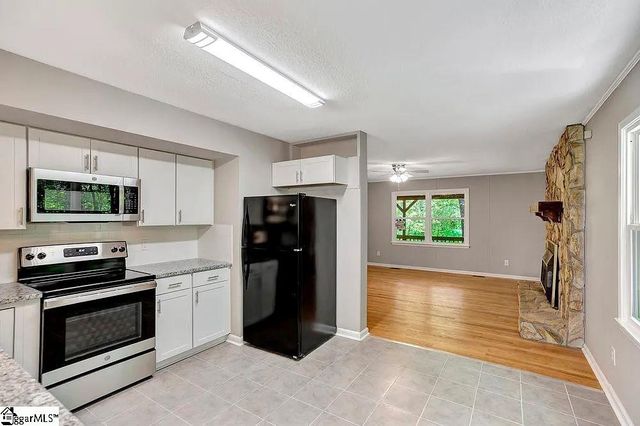 206 Pecan Drive, Westminster, SC 29693