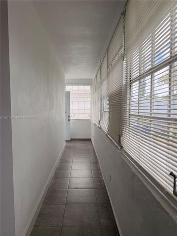 6613 Evergreen Dr B, Miramar, FL 33023