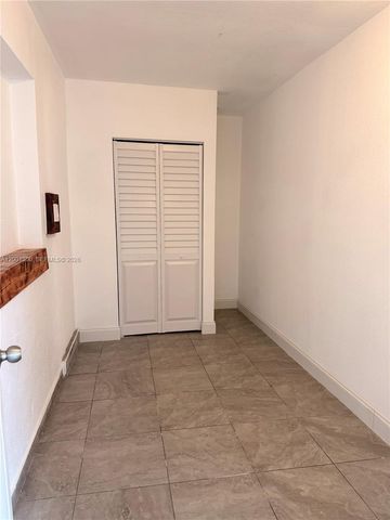 6613 Evergreen Dr B, Miramar, FL 33023