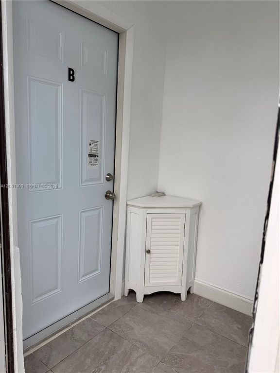 6613 Evergreen Dr B, Miramar, FL 33023