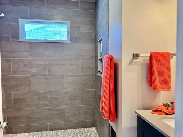 70 Durso Ave 2, Malden, MA 02148