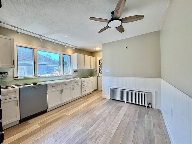 70 Durso Ave 2, Malden, MA 02148