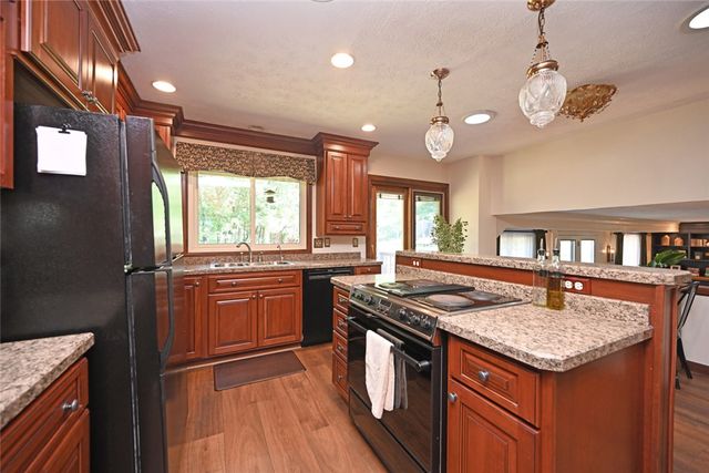 1065 Wilderness Bluff, Tipp City, OH 45371