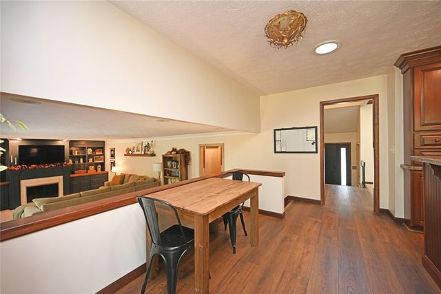 1065 Wilderness Bluff, Tipp City, OH 45371