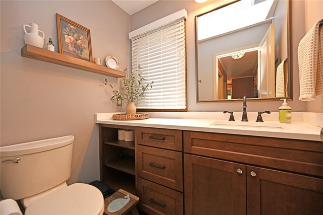 1065 Wilderness Bluff, Tipp City, OH 45371