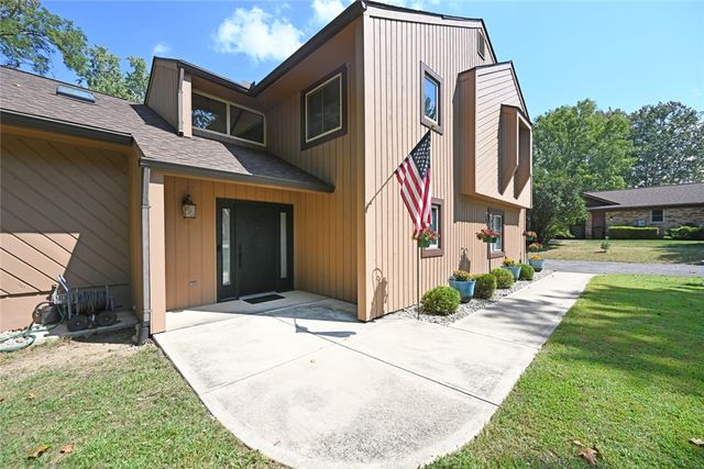 1065 Wilderness Bluff, Tipp City, OH 45371
