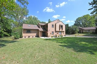 1065 Wilderness Bluff, Tipp City, OH 45371