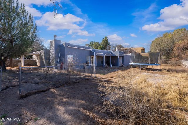 432 RIO ESTANCIA Drive, El Paso, TX 79932