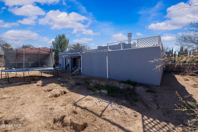 432 RIO ESTANCIA Drive, El Paso, TX 79932