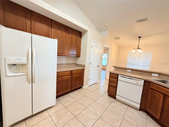 10438 VISTA PINES LOOP, Clermont, FL 34711