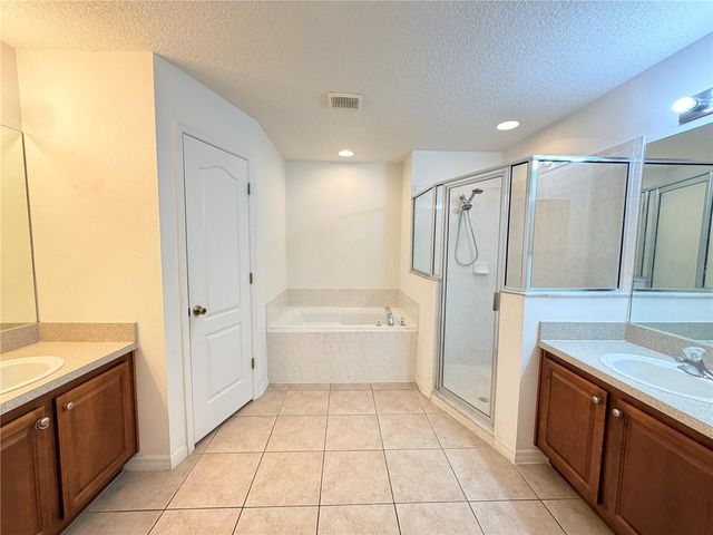 10438 VISTA PINES LOOP, Clermont, FL 34711