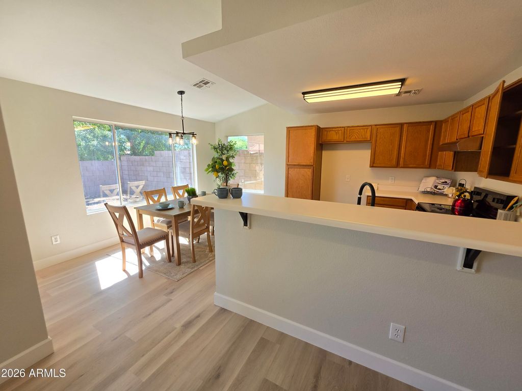 8415 W BERKELEY Road, Phoenix, AZ 85037 — photo 5