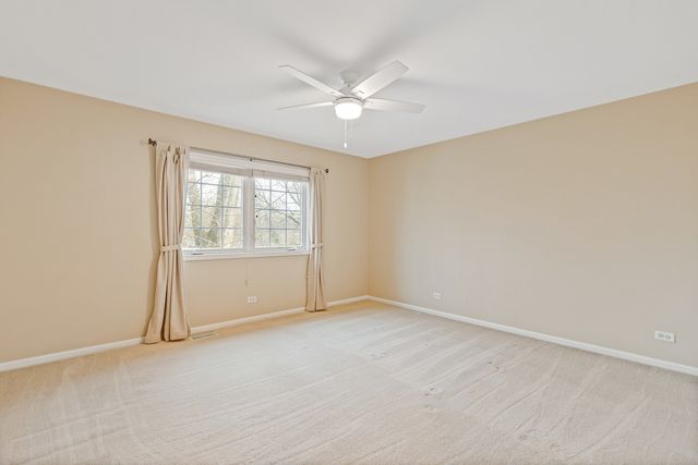 1432 E Katie Lane, Palatine, IL 60074