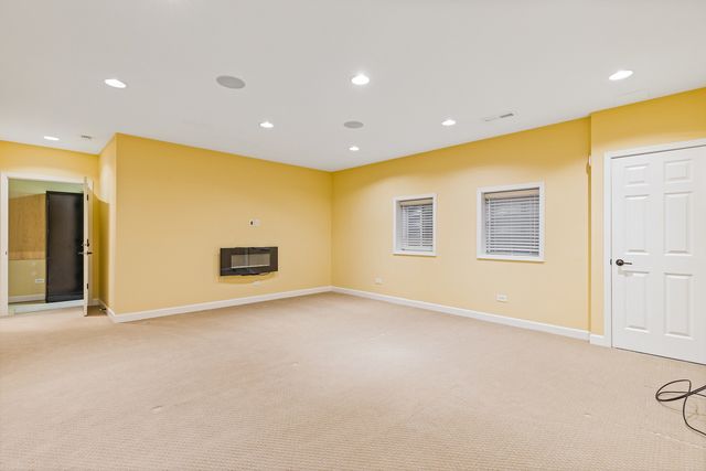 1432 E Katie Lane, Palatine, IL 60074