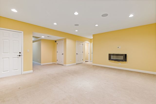 1432 E Katie Lane, Palatine, IL 60074