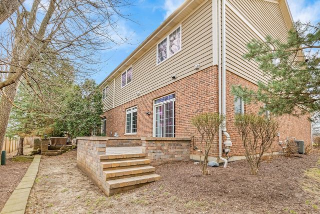 1432 E Katie Lane, Palatine, IL 60074