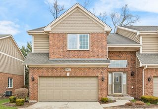 1432 E Katie Lane, Palatine, IL 60074