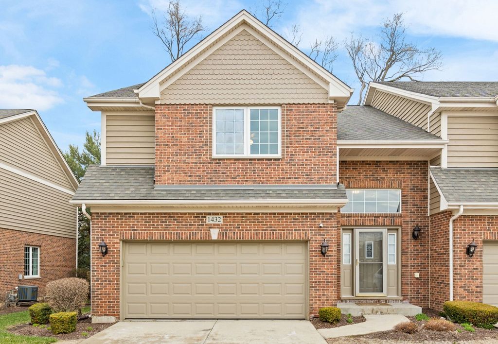 1432 E Katie Lane, Palatine, IL 60074