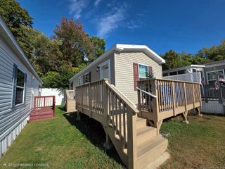 11 School Ground Road TRLR 10, Branford, CT 06405