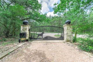 4992 Whispering Oaks Drive, College Station, TX 77845