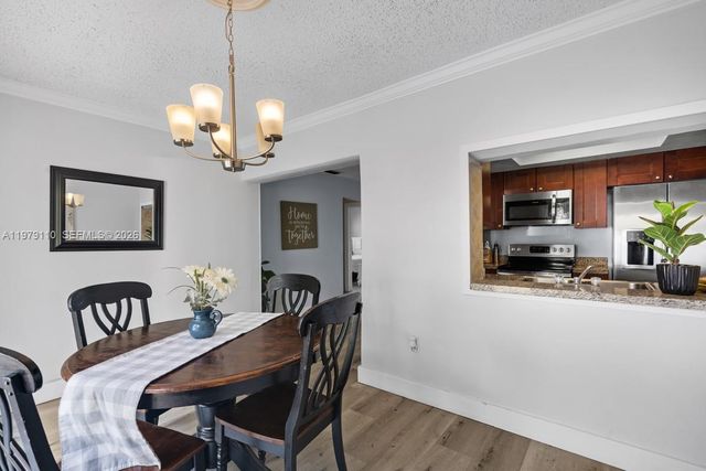 2286 NW 81st Ave, Sunrise, FL 33322