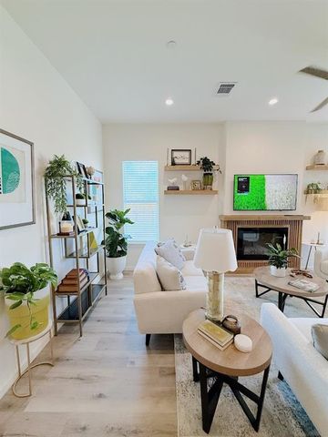 525 Wimbledon Road, Edmond, OK 73003