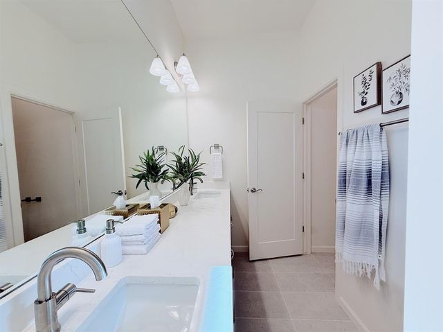 525 Wimbledon Road, Edmond, OK 73003