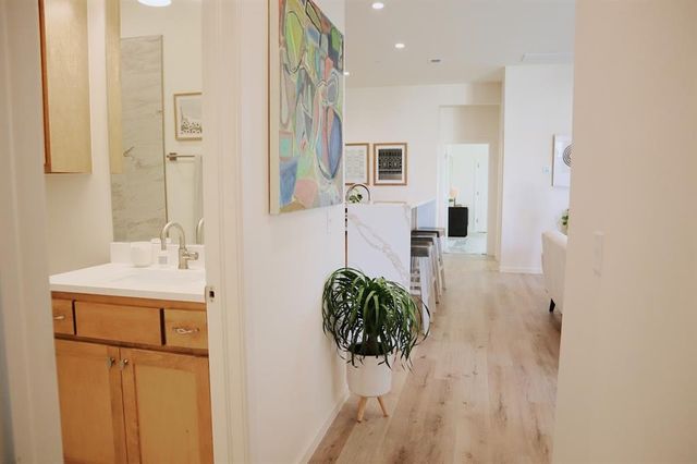 525 Wimbledon Road, Edmond, OK 73003