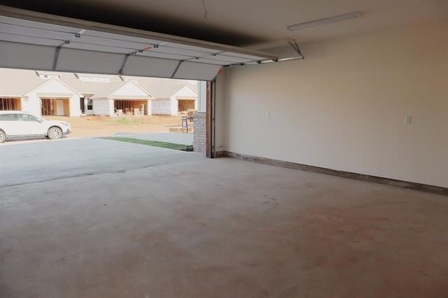 525 Wimbledon Road, Edmond, OK 73003