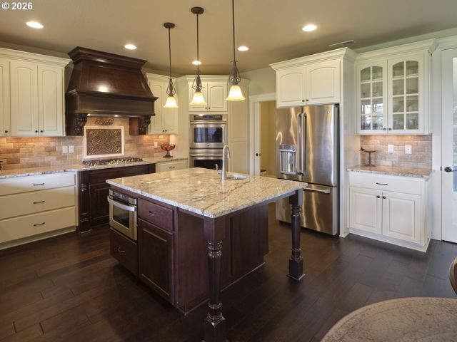 8000 Ne 211TH Ave, Vancouver, WA 98682