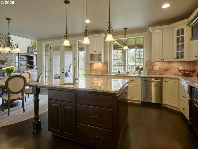 8000 Ne 211TH Ave, Vancouver, WA 98682