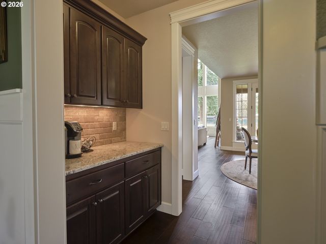 8000 Ne 211TH Ave, Vancouver, WA 98682