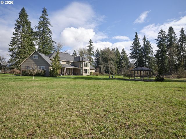 8000 Ne 211TH Ave, Vancouver, WA 98682