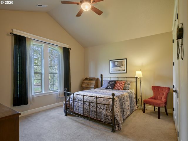 8000 Ne 211TH Ave, Vancouver, WA 98682