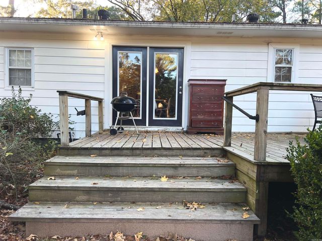 814 N Slemons Street, Monticello, AR 71655