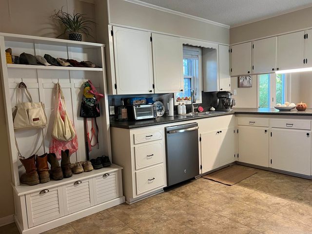 814 N Slemons Street, Monticello, AR 71655