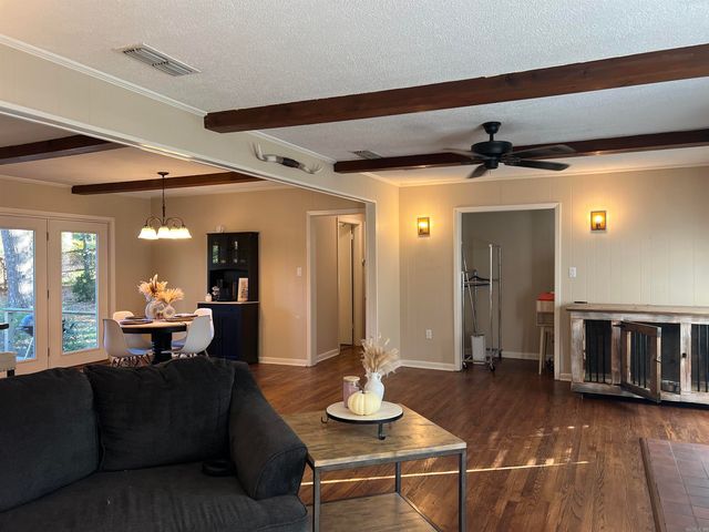 814 N Slemons Street, Monticello, AR 71655