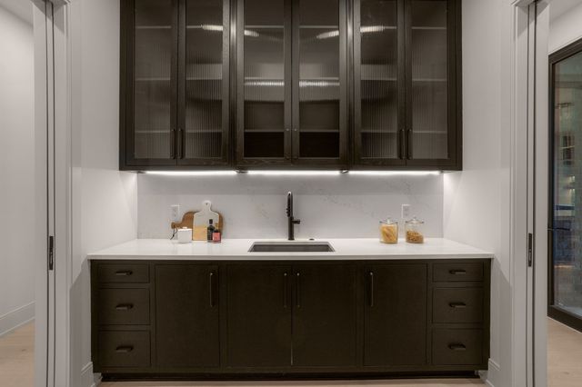 325 Gun Club Rd, Nashville, TN 37205