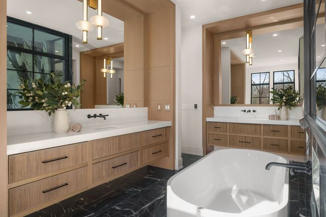 325 Gun Club Rd, Nashville, TN 37205